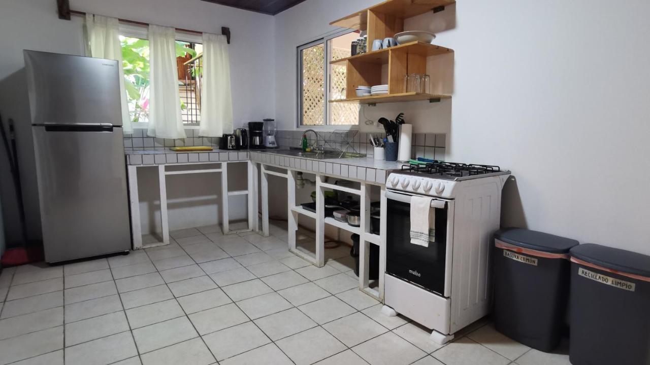Colibri Apartments - 4 Min Walk To The Beach! Playa Santa Teresa  Exterior photo