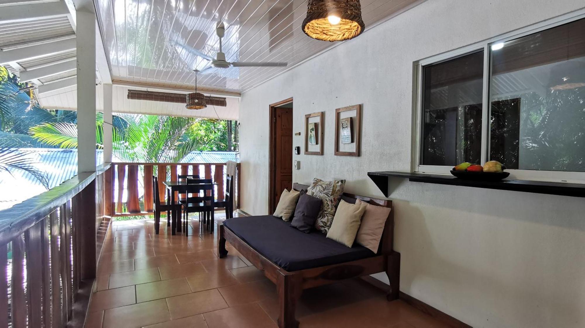 Colibri Apartments - 4 Min Walk To The Beach! Playa Santa Teresa  Room photo